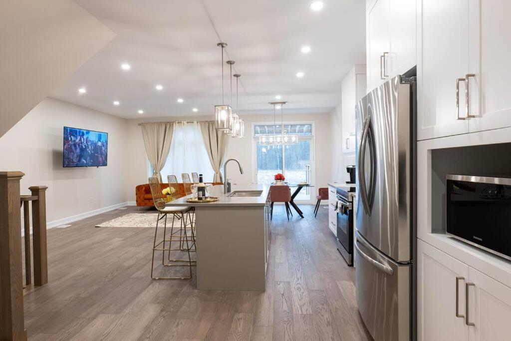 Appartamento Luxury Niagara 3 Bdr Townhouse /Garage Esterno foto
