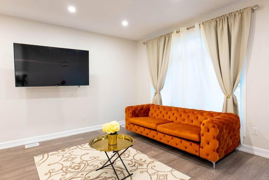 Appartamento Luxury Niagara 3 Bdr Townhouse /Garage Esterno foto