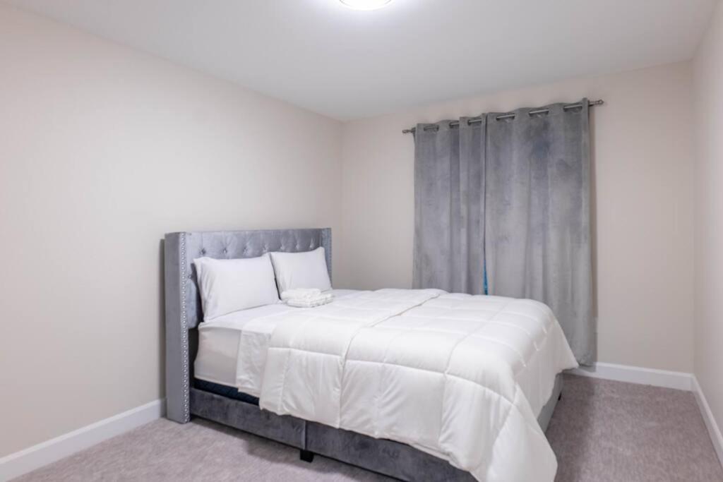 Appartamento Luxury Niagara 3 Bdr Townhouse /Garage Esterno foto