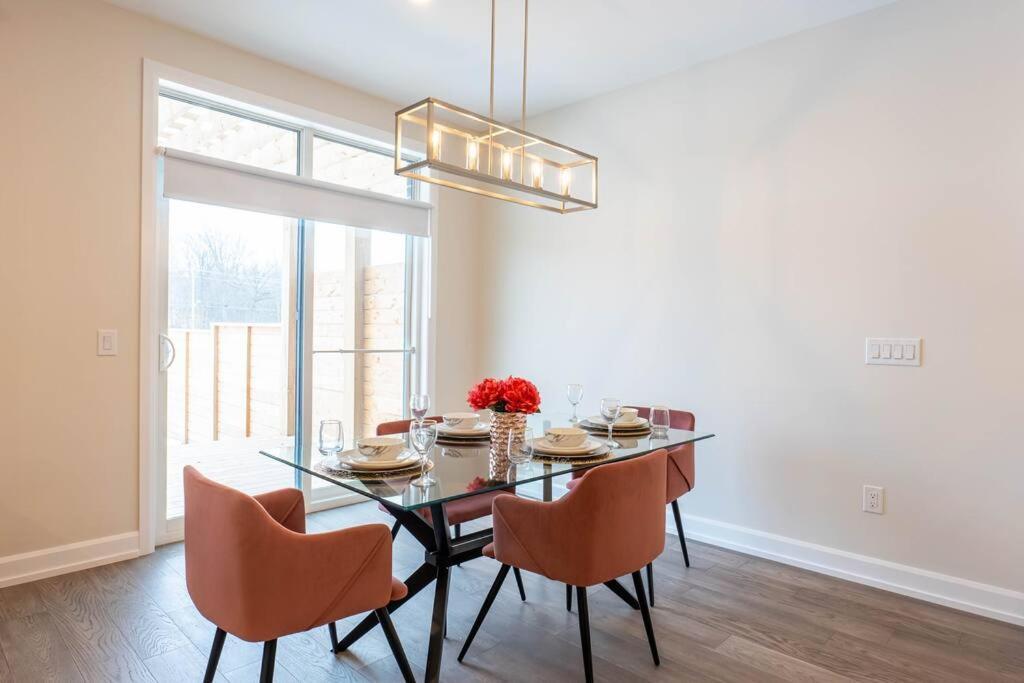Appartamento Luxury Niagara 3 Bdr Townhouse /Garage Esterno foto